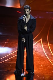 Sanremo 2024: ecco il look della terza serata del Festival di Maninni 3