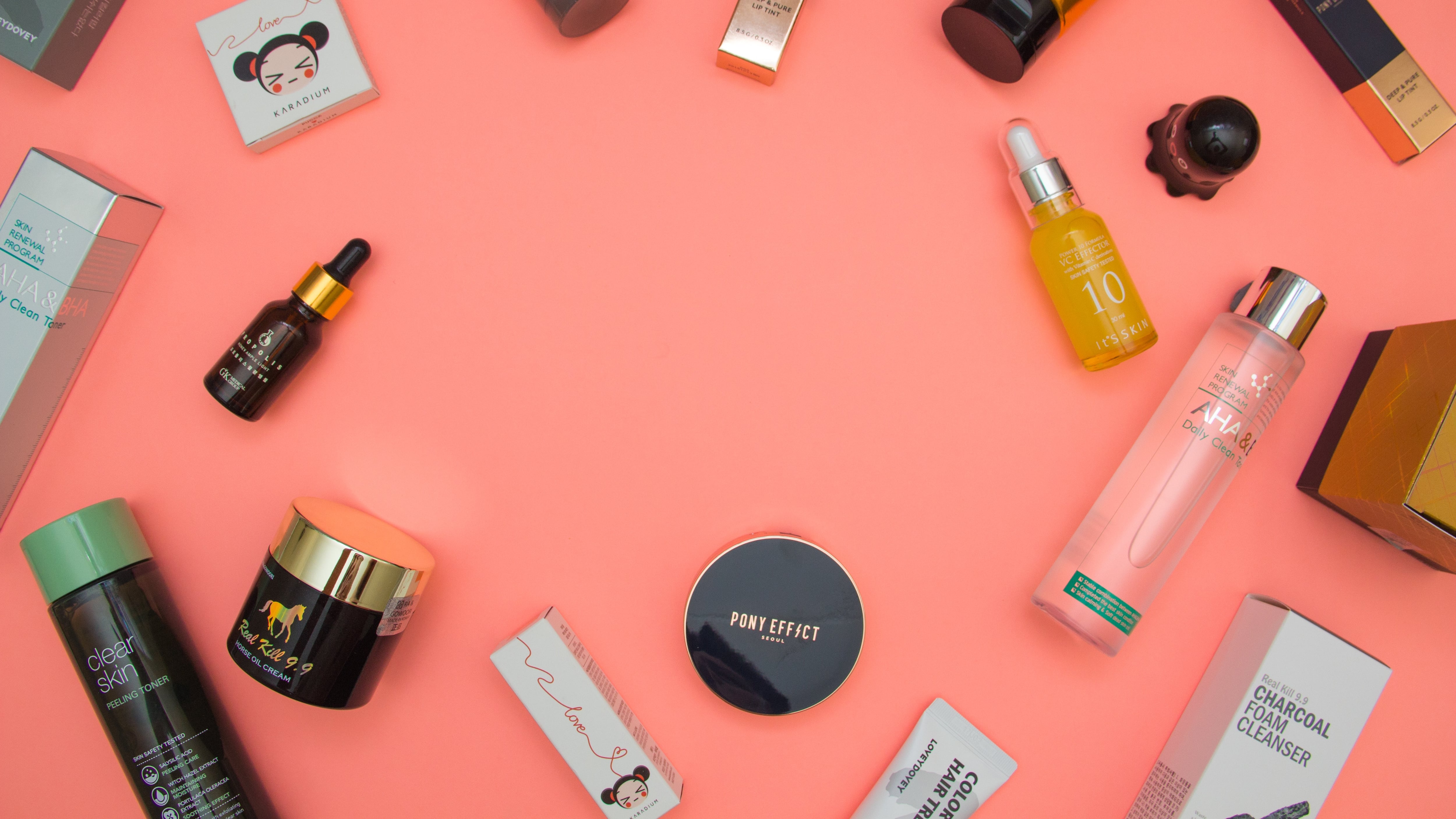 Come applicare correttamente le creme sulla pelle