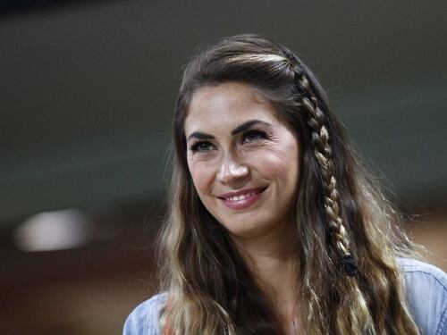 Melissa Satta, sexy e in piena forma per Tiki Taka