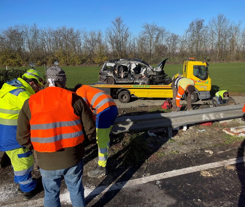 Auto finisce fuori strada nell'Alessandrino: 3 ragazzi morti 4