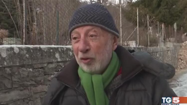 La sua casa distrutta dal sisma. Ma deve pagare 2mila euro di bollette