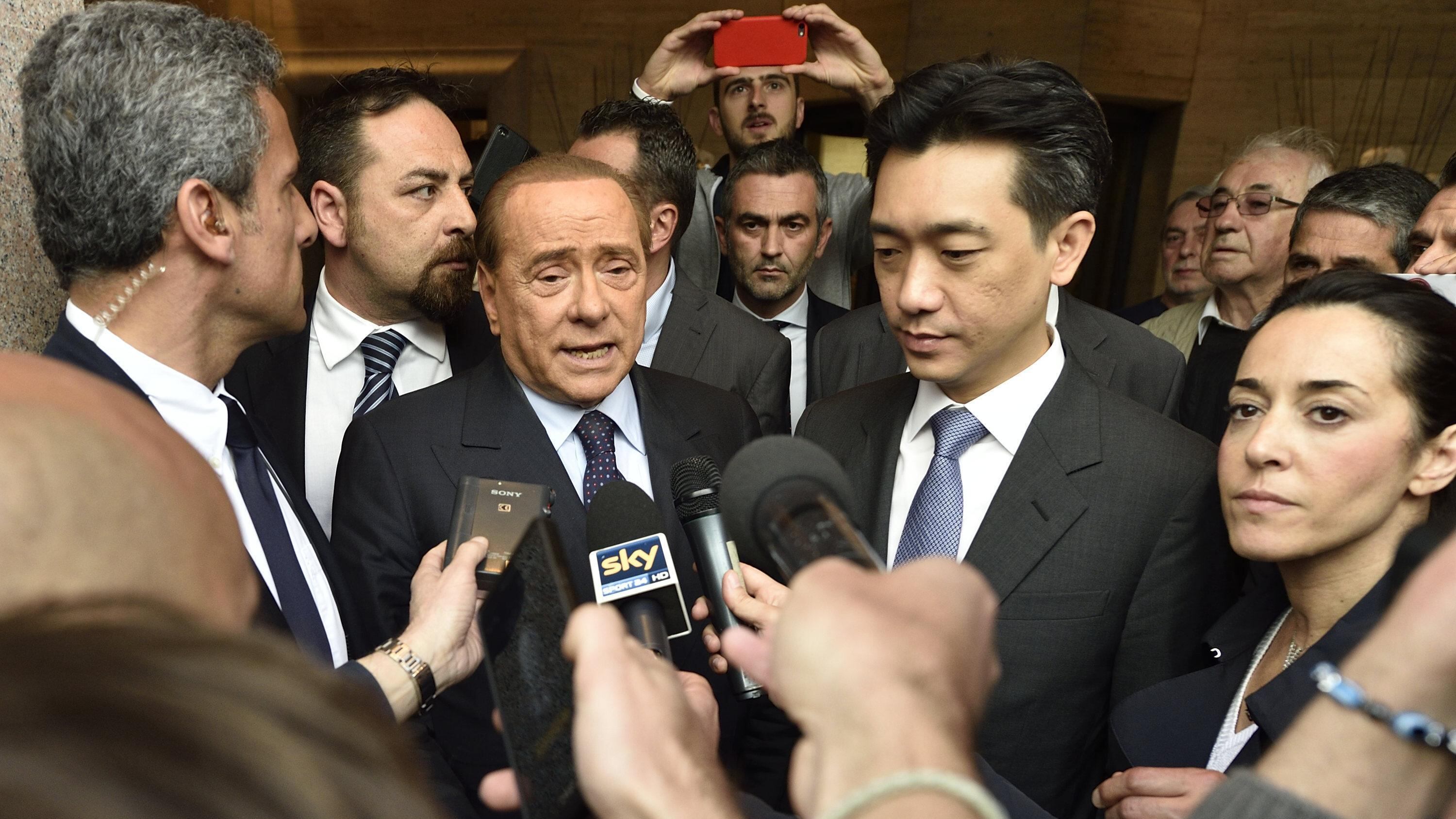 Mr. Bee: "Il Milan resta sotto il controllo di Berlusconi"