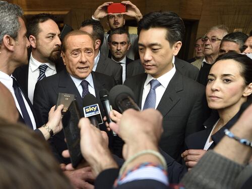Mr. Bee: "Il Milan resta sotto il controllo di Berlusconi"