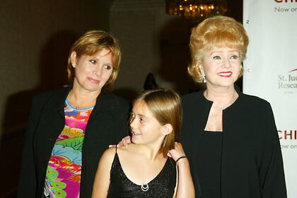 Addio a Debbie Reynolds, la star di "Singin' in the Rain" 8