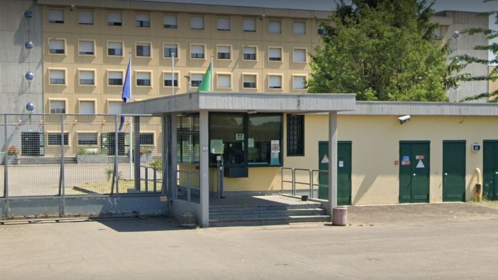 Sparò al benzinaio per rapinarlo. Ora spunta un altro colpo