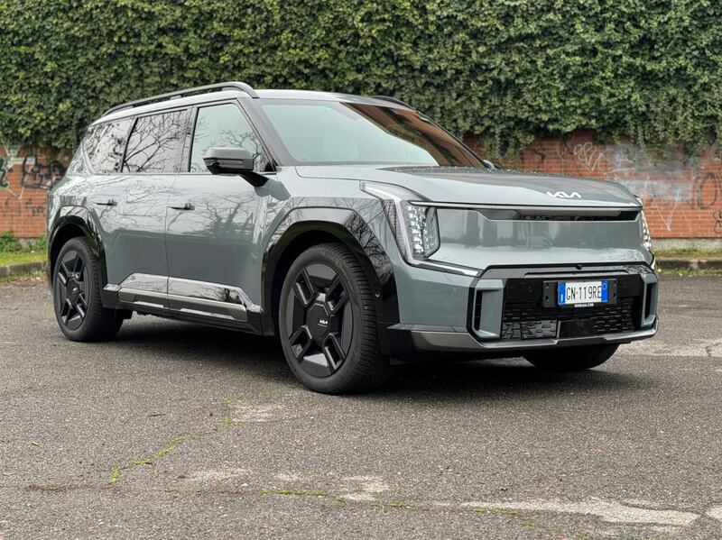 Kia EV9 AWD: guarda la gallery del SUV elettrico 7 posti super tecnologico 5