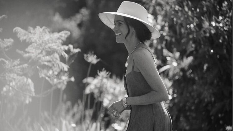 Meghan Markle sfrutta pure il compleanno per vendere il suo champagne