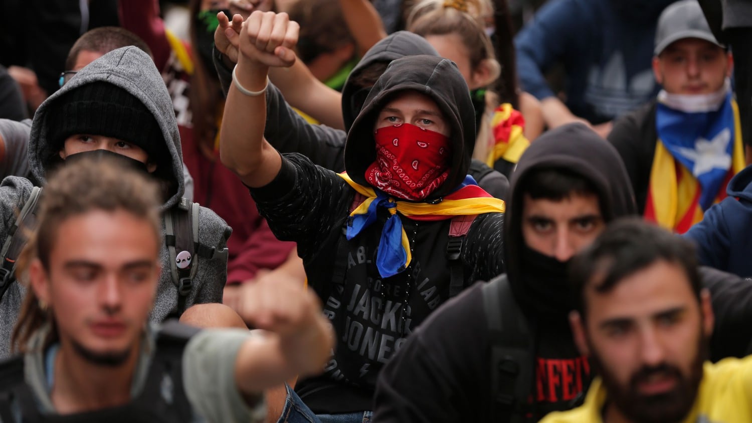 Nuova sfida catalana a Madrid. E arrivano le minacce a Tajani