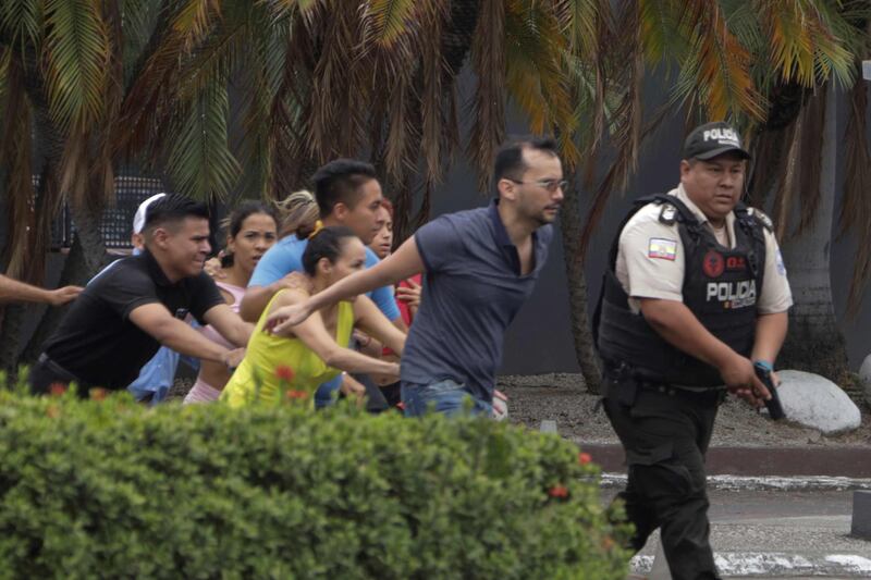 Ecuador, scontri e saccheggi: decretato lo stato d'emergenza 1