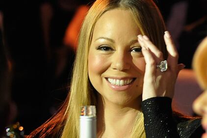 Mariah Carey hot al mare 10