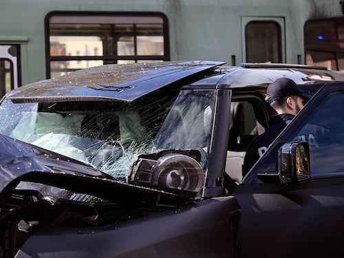Paura per Immobile: in auto con le figlie si schianta contro un tram a Roma