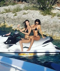 Gli angeli di Victoriaʼs Secret in costume alle Bahamas 8