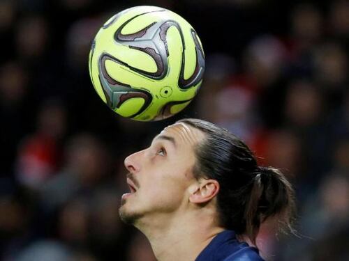 Mou vince il primo round con Ranieri, Ibra regala lo Shield allo United