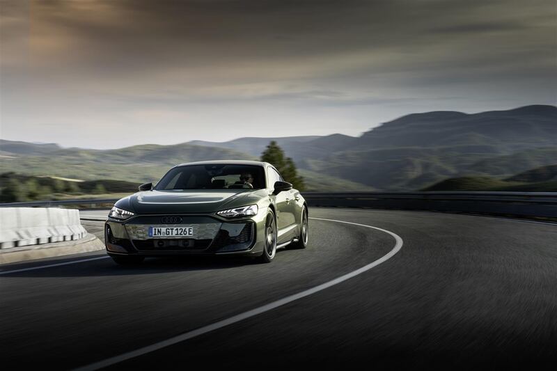 Audi e-tron GT 2024, guarda tutte le foto 7