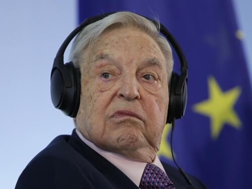 Lo squalo Soros e le sardine