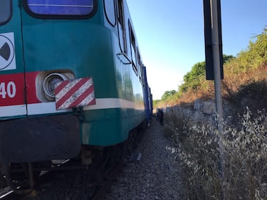 Salento, scontro su linea a binario unico 7