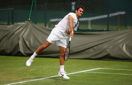 Federer a Wimbledon con lo sky-line di Londra sulle scarpe 11