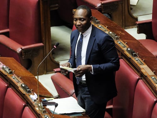 Soumahoro disperato: per un seggio minimizza l’odio jihadista