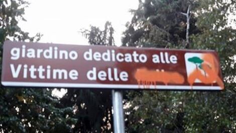 Milano, nuovo blitz anti-Foibe