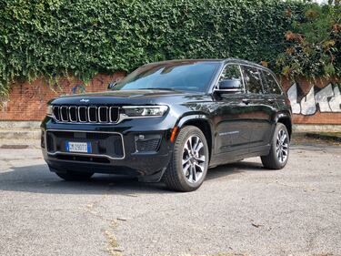 Jeep Grand Cherokee 4xe, guarda la gallery del nuovo SUV Premium  2