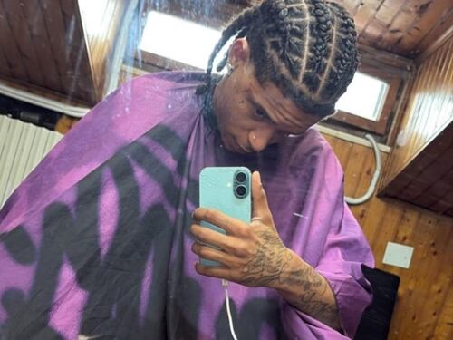Braccialetto elettronico per il rapper Faneto