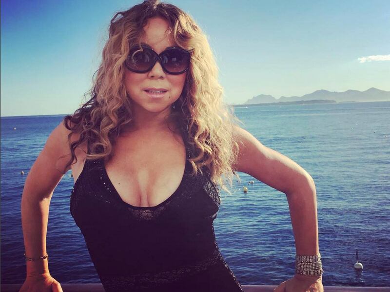 Mariah Carey sexy curvy 18