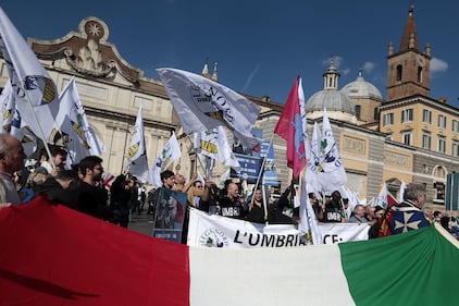 La "discesa" del Carroccio su Roma: la piazza leghista 11