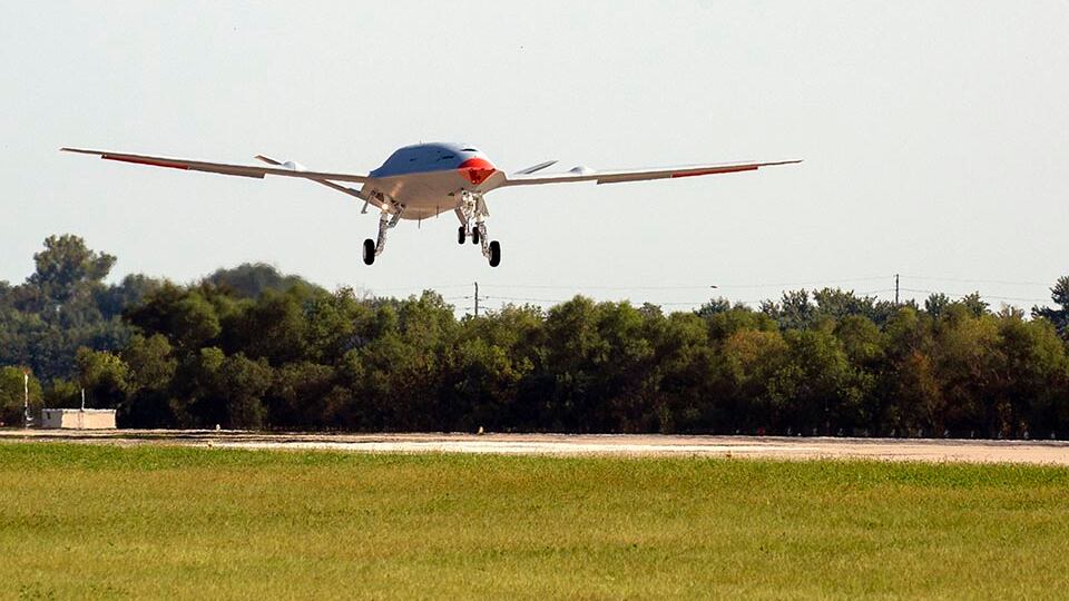Stati Uniti, primo volo per l’MQ-25 Stingray