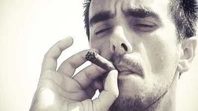Morto Max Conteddu, il "poeta social" che ha raccontato il cancro