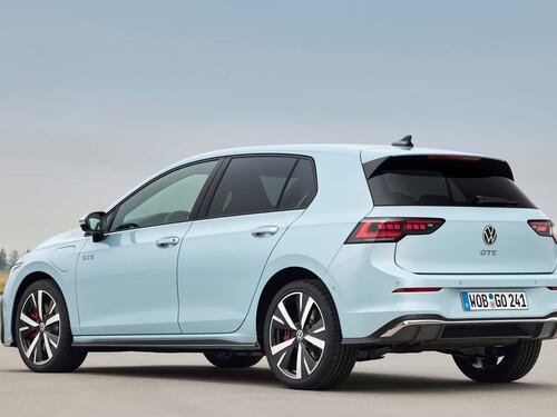 Volkswagen Golf 2024, guarda tutte le foto