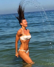 Martina Colombari hot in reggiseno trasparente 26