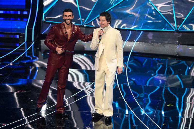 Sanremo 2024: ecco il look della prima serata del Festival di Diodato 3