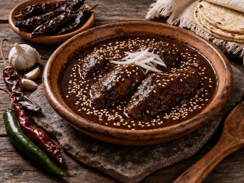 In un libro i riti gastronomici della morte