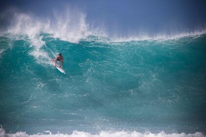 Triple Crown of Surfing, prima grande giornata di surf alle Hawaii 1