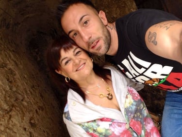 Stefania Pezzopane con il compagno 30enne 3
