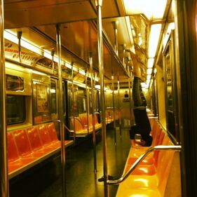Ora lo yoga si fa in metropolitana 14