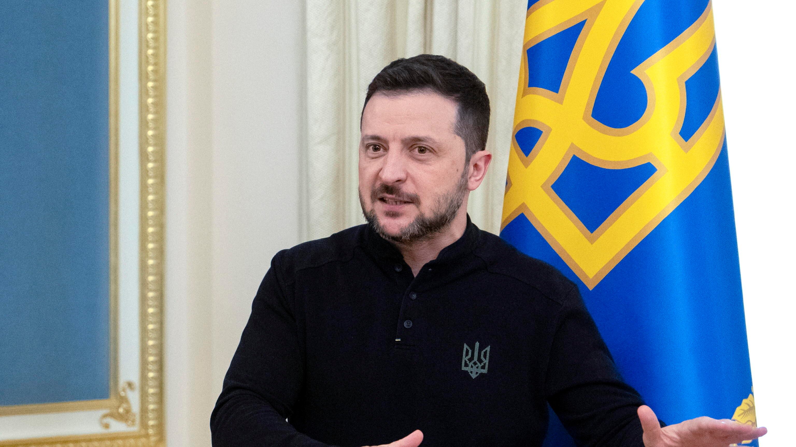 Trump vuole il sì di Zelensky. "Ma si dimentichi la Nato"