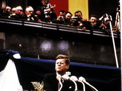 Il vero mistero mai svelato su Kennedy: era sciatto, donnaiolo ma irresistibile
