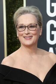 Golden Globe 2018, star in nero sul red carpet 8