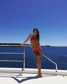 Emily Ratajkowski, costume mozzafiato a Cannes 3