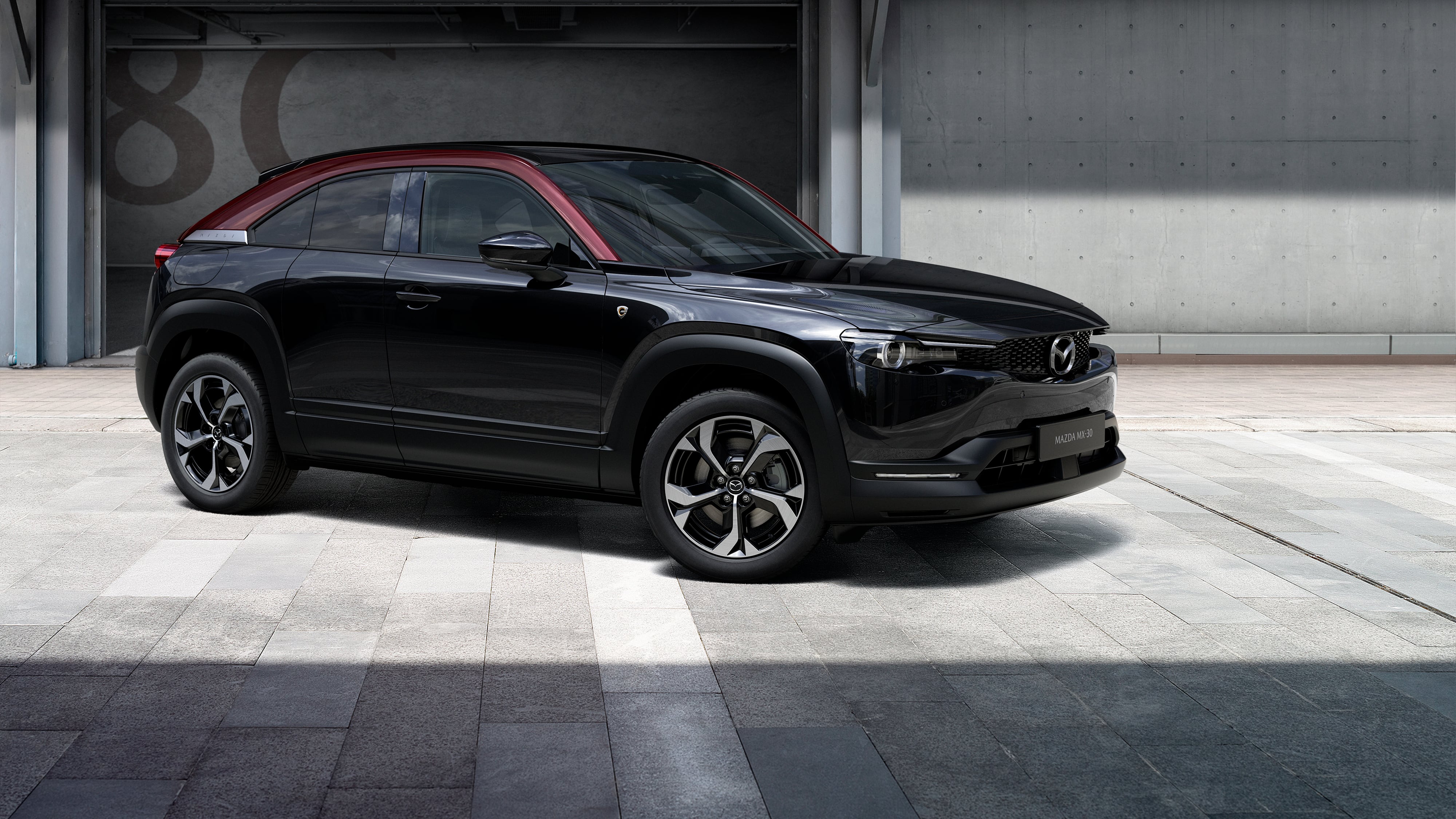 Mazda MX-30 R-EV, arriva l’elettrica con il range extender