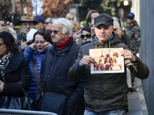 La camera ardente in Rai per Frizzi