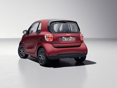 Smart EQ fortwo racingred, 250 esemplari unici: guarda le foto 2