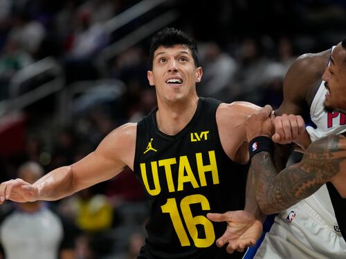 Nba, male Lakers e Spurs. Brilla Fontecchio, male Banchero