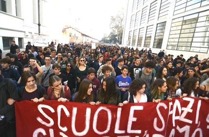 Studenti e prof dicono no alla "buona scuola" 1