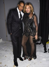 Beyoncé senza reggiseno 7