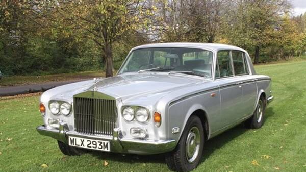 Rolls Royce e pigiami: gli hotel riscoprono il gadget extra lusso