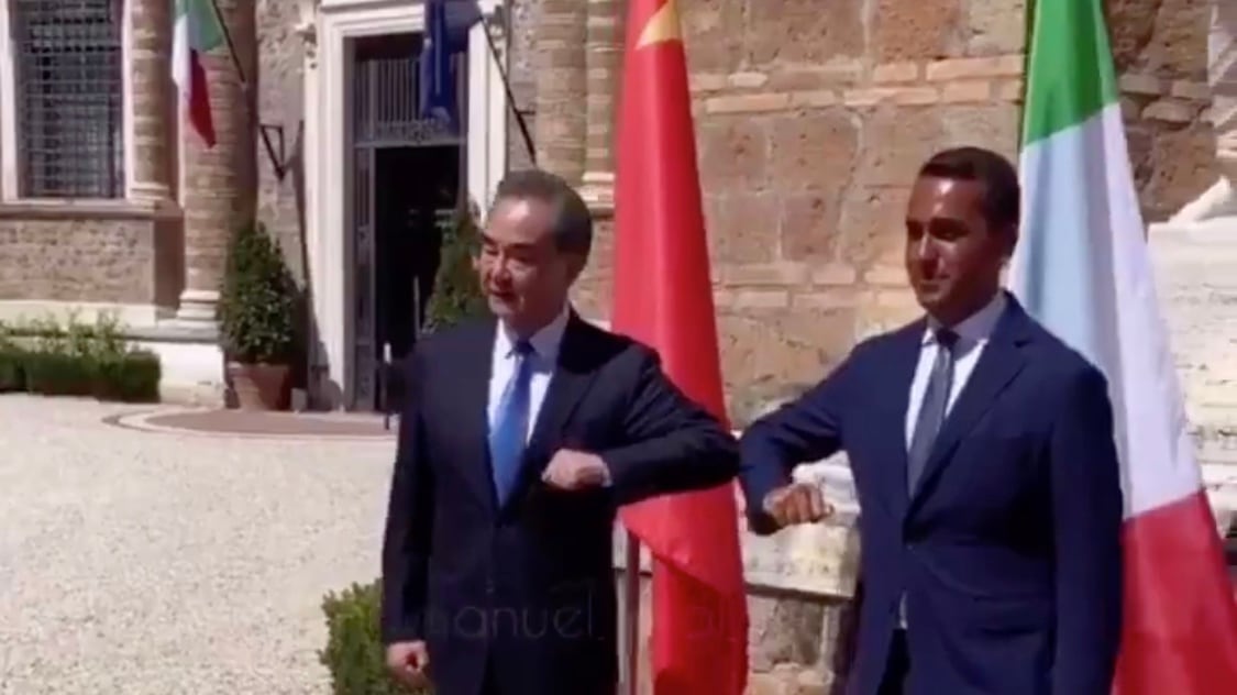 Il siluro dall'America a Di Maio: "Da noi chi fa così si dimette..."