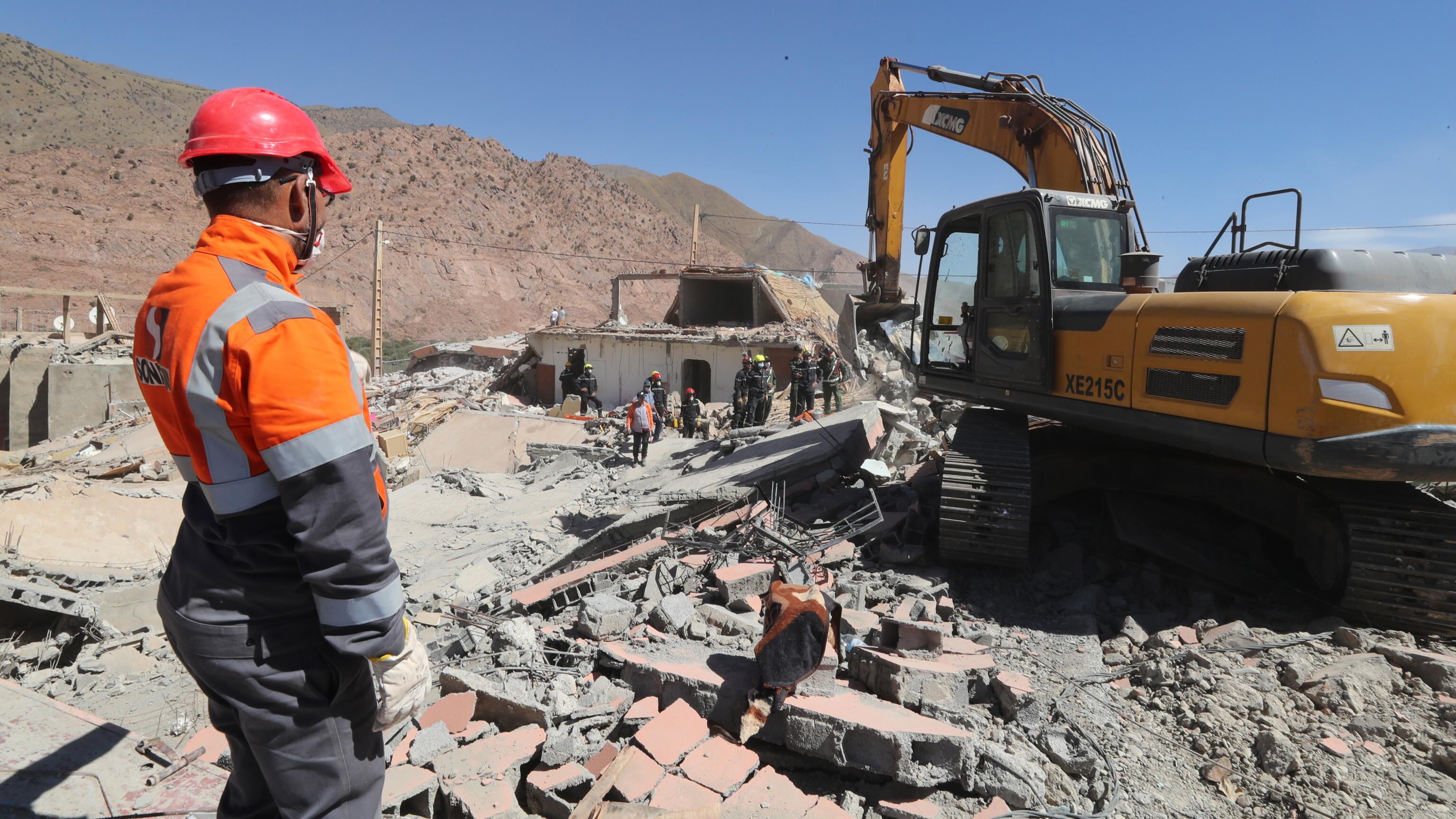 Ora i morti sono 2500, soccorsi in ritardo: perché il Marocco non accetta aiuti da tutti