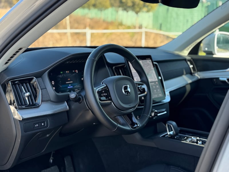Volvo XC90: la gallery del nuovo SUV premium svedese, che comfort 15